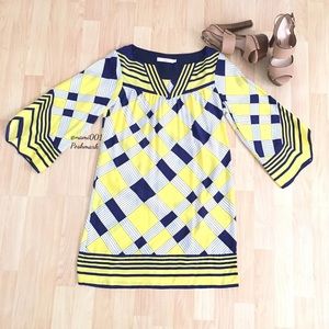 Alice & Trixie Abstract Shift Dress Bell Sleeves - Now Trending